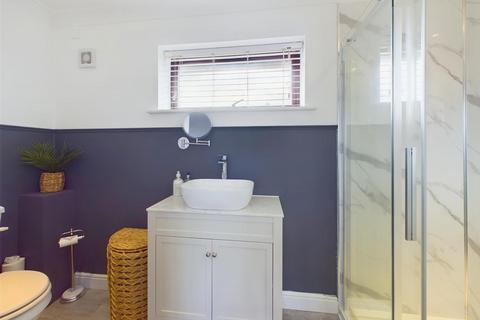 16 Alders Green, Gloucester, GL2 9HJ