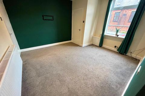 2 bedroom terraced house to rent, Newton Street, Manchester M43