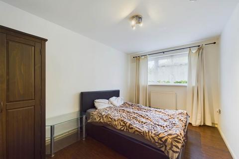 3 bedroom maisonette for sale, Whaddon Chase, Aylesbury HP19