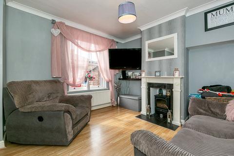 3 bedroom terraced house for sale, Peterborough Road, CARSHALTON, Surrey, SM5