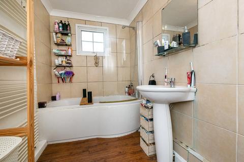 91 Peterborough Road, Carshalton, SM5 1EE