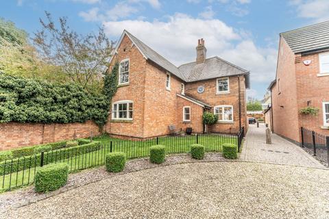2 Auster Crescent, Rearsby, Leicester, LE7 4UE