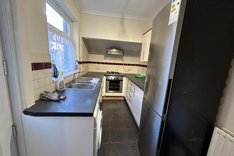 3 bedroom terraced house to rent, Manchester Street, Derby DE22