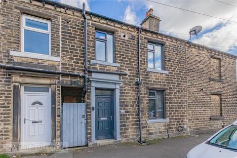 2 bedroom terraced house for sale, Thorncliffe Street, Lindley, Huddersfield, West Yorkshire, HD3