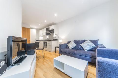 1 bedroom apartment to rent, Millharbour, London E14