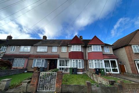 3 bedroom terraced house for sale, Bosbury Road, London, SE6