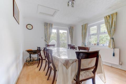 11 Brampton Crescent, Shirley, Solihull, B90 3SY