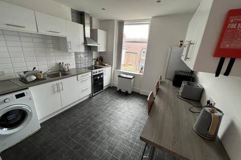 1 bedroom house of multiple occupation to rent, Park Road East, Birkenhead CH41