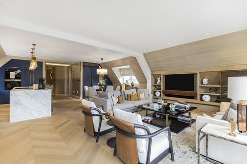 3 bedroom penthouse for sale, Albert Gate Court, London SW1X