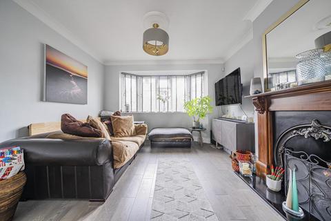 13 Ashdale Road, London, SE12 9ND