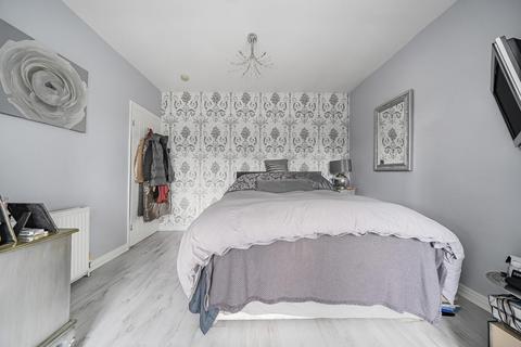 13 Ashdale Road, London, SE12 9ND