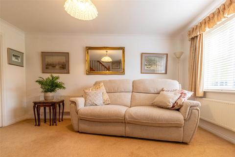 12 Juno Way, Swindon, SN5 8ZD