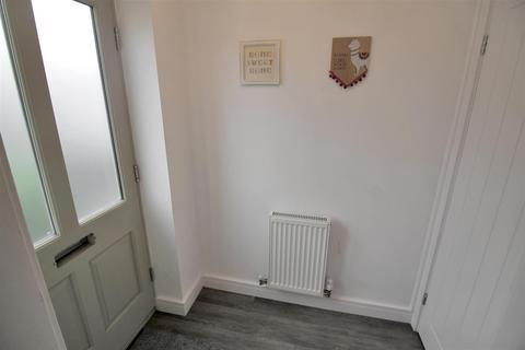 3 bedroom townhouse to rent, Masonic Lane, Thirsk YO7