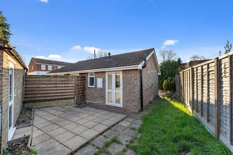 2 bedroom detached bungalow for sale, St. Lukes Close, London