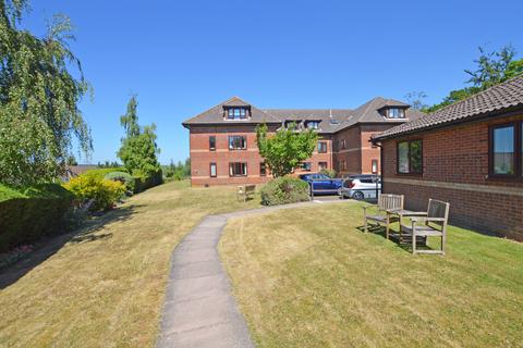 1 bedroom apartment for sale, Windmill Court, St. Mary's Close, Alton, Hampshire, GU34