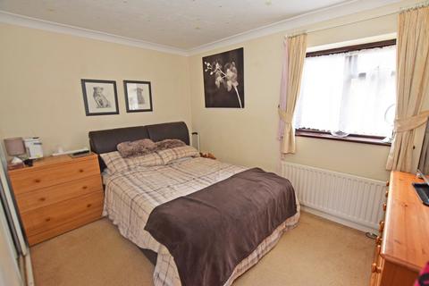 1 bedroom maisonette for sale, The Cloisters, Steeple Drive, Alton, Hampshire, GU34