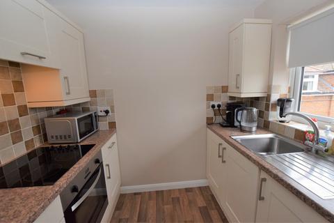 1 bedroom apartment for sale, Lady Place Court, Market Square, Alton, Hampshire, GU34