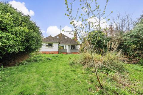 3 bedroom bungalow for sale, Highridge, Alton, Hampshire, GU34