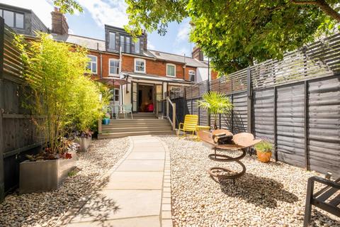 3 bedroom terraced house for sale, Queens Road, Bury St. Edmunds