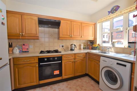 2 bedroom retirement property for sale, The Cooperage, Lenten Street, Alton, Hampshire, GU34