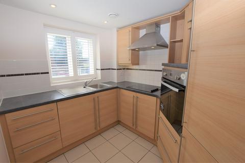 1 bedroom apartment for sale, Clover Leaf Court, Ackender Road, Alton, Hampshire, GU34