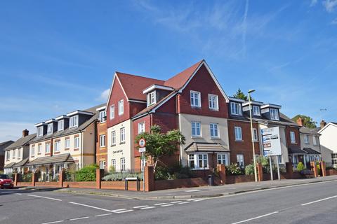 1 bedroom apartment for sale, Clover Leaf Court, Ackender Road, Alton, Hampshire, GU34