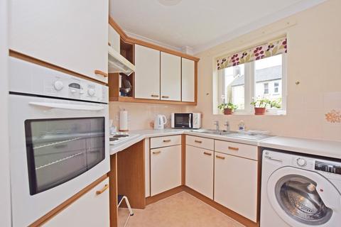 1 bedroom apartment for sale, Willow Court, Ackender Road, Alton, Hampshire, GU34