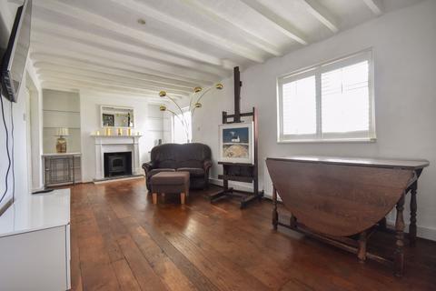undefined, Crondall, Farnham, Hampshire, GU10