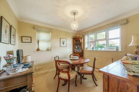 2 bedroom detached house for sale, West End Grove, Farnham, Surrey, GU9