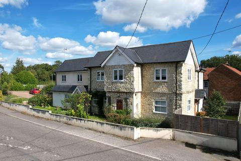 4 bedroom terraced house for sale, Dockenfield Road, Bucks Horn Oak, Farnham, Surrey, GU10