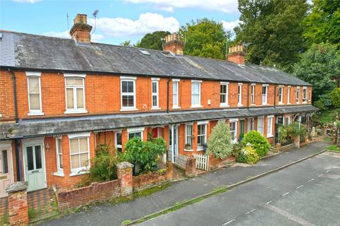 2 bedroom terraced house for sale, Wykeham Road, Farnham, Surrey, GU9