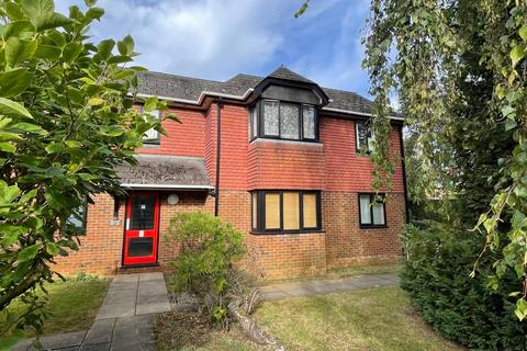 Studio for sale, Badgers Cross, Milford, Godalming, Surrey, GU8