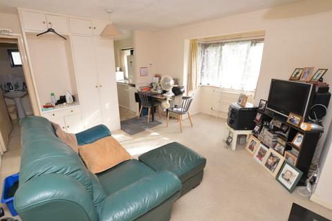 Studio for sale, Badgers Cross, Milford, Godalming, Surrey, GU8