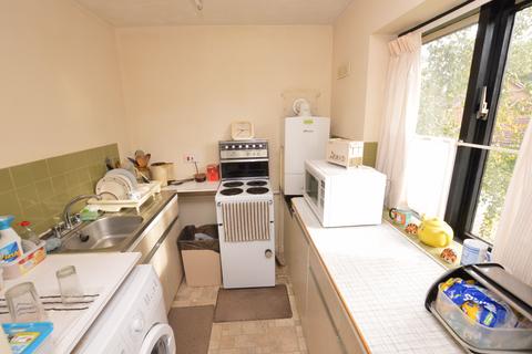 Studio for sale, Badgers Cross, Milford, Godalming, Surrey, GU8