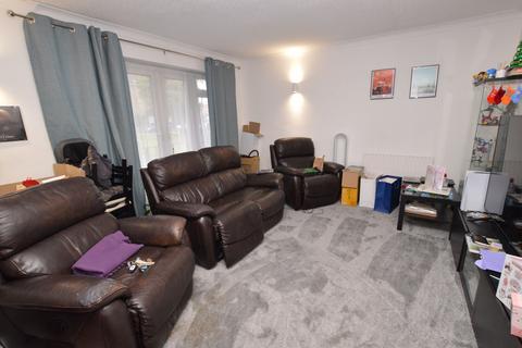 2 bedroom apartment for sale, Lindfield Gardens, Guildford, Surrey, GU1