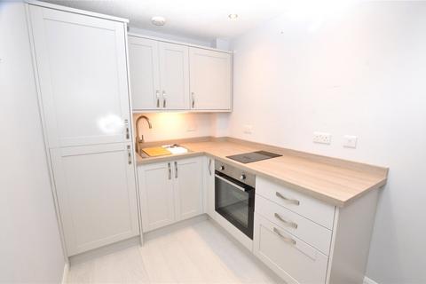 1 bedroom apartment for sale, Allingham Court, Summers Road, Farncombe, Surrey, GU7