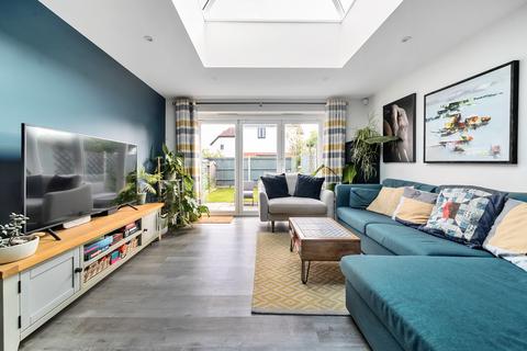 14 Bourne Road, Godalming, GU7 3NH