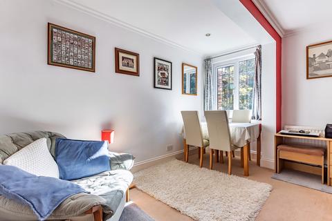 Flat 4, Parklands Hazel Grove, Hindhead, GU26 6BJ