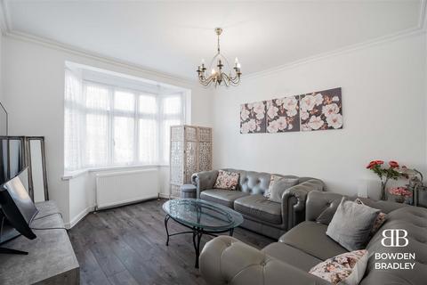 46 Clinton Crescent, Ilford, IG6 3AH