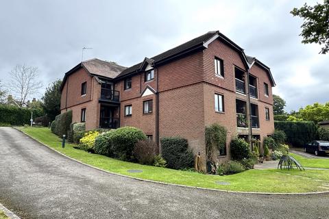 2 bedroom apartment for sale, Crossways Road, Grayshott, Surrey, GU26