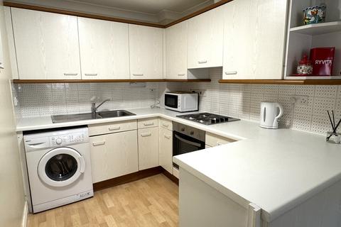 2 bedroom apartment for sale, Crossways Road, Grayshott, Surrey, GU26