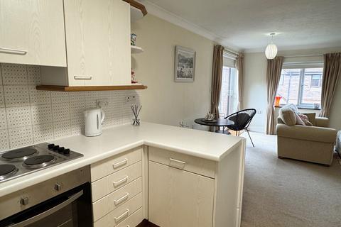 2 bedroom apartment for sale, Crossways Road, Grayshott, Surrey, GU26