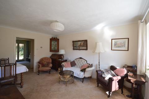 24 Ash Grove, Fernhurst, Haslemere, GU27 3HL