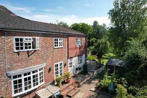 4 bedroom terraced house for sale, The Cylinders, Fernhurst, Haslemere, Surrey, GU27