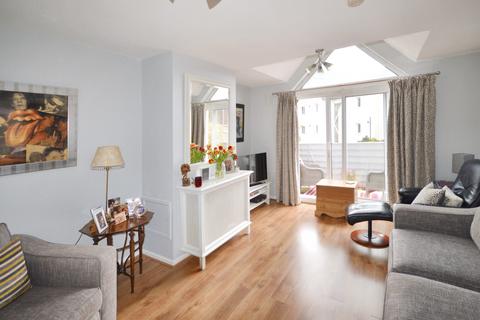 1 bedroom maisonette for sale, Lion Mead, Haslemere, Surrey, GU27