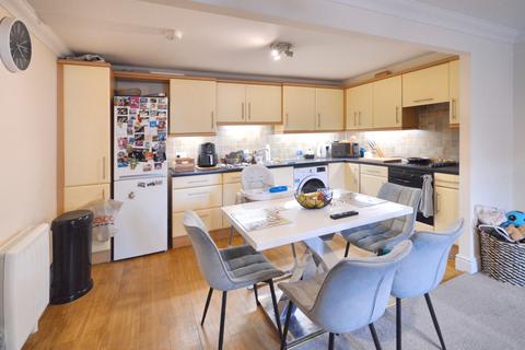 2 bedroom apartment for sale, Wey Hill, Haslemere, Surrey, GU27