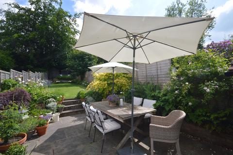 2 bedroom terraced house for sale, Lion Lane, Haslemere, Surrey, GU27
