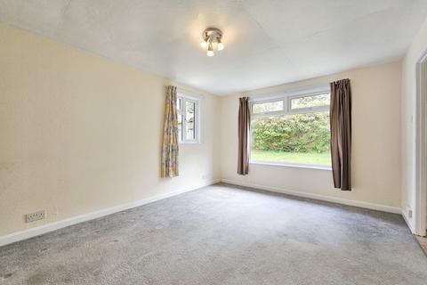 3 bedroom bungalow to rent, Telegraph Hill, Midhurst, West Sussex, GU29