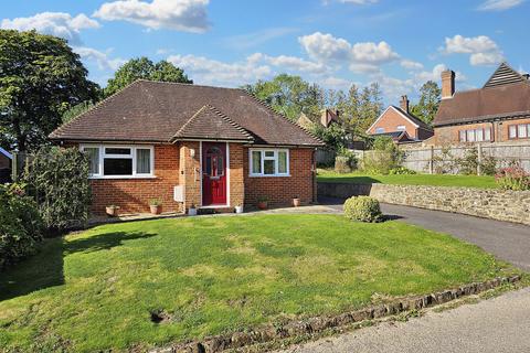 2 bedroom bungalow to rent, Glebe Road, Fernhurst, Haslemere, Surrey, GU27