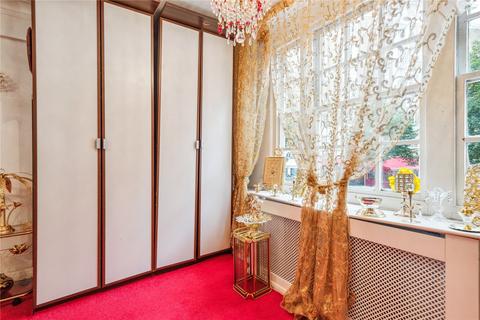 Studio for sale, Edgware Road, London, W2